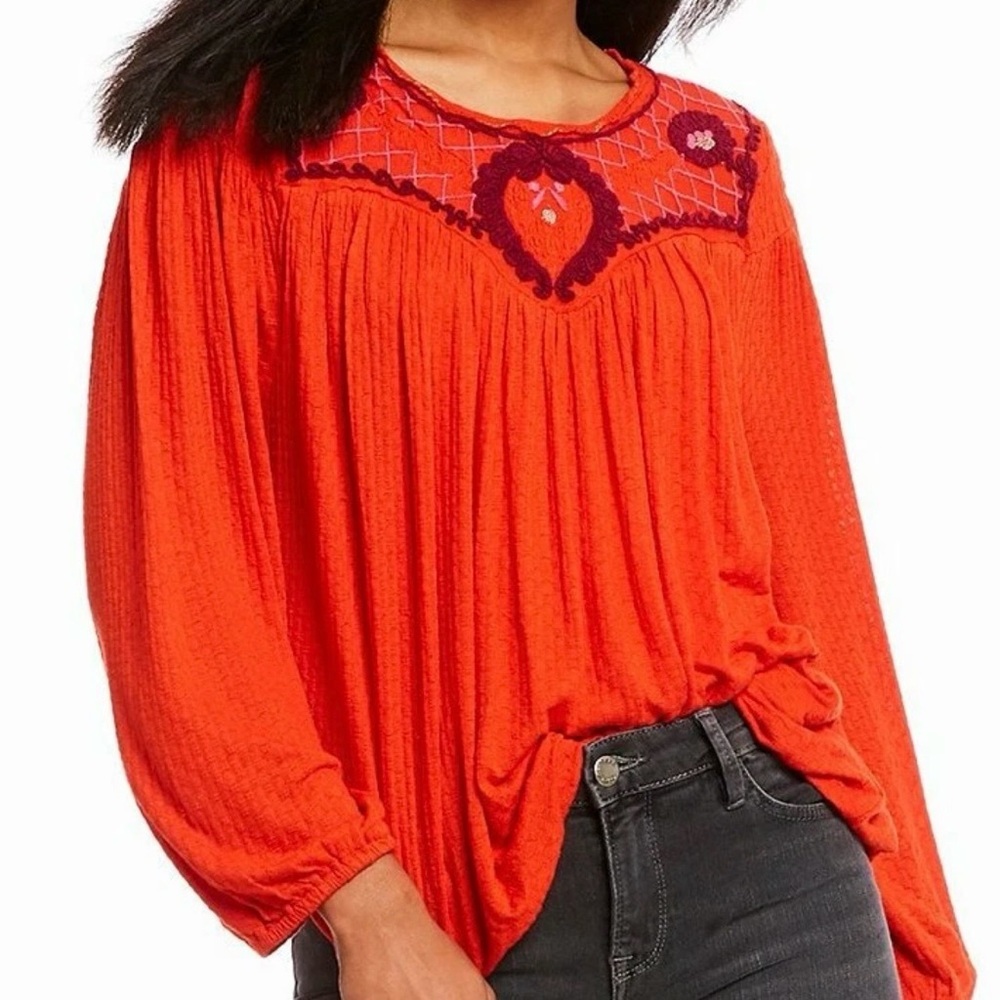 FREE PEOPLE Begonia Embroidered Boho Peasant Top – Red, Size M